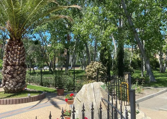 Aphrodite Rose شقة *