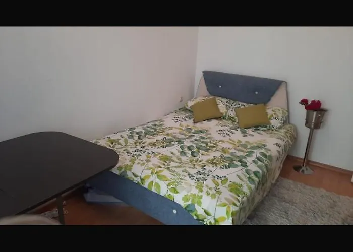 Aphrodite Rose Apartamento